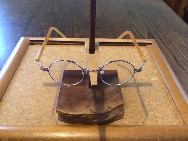 べっ甲テンプルの眼鏡フレ－ム（RW23)