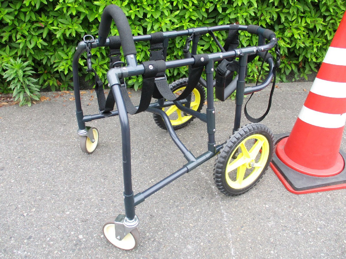 新しい sac taske 犬用 車いす ペット 歩行器 小型犬用 車椅子 ドックウォーカー 補助輪 グレー viatheater.com