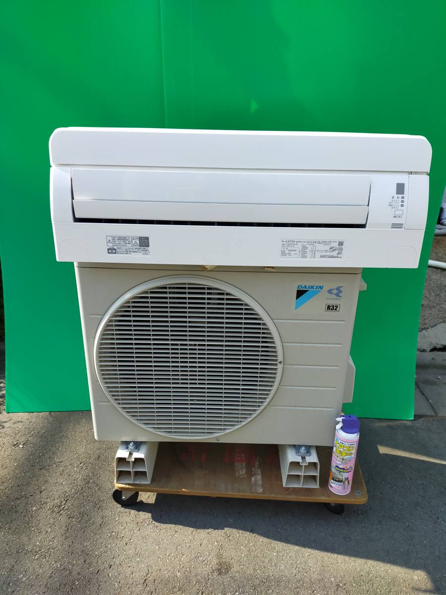 ダイキン ルームエアコン F22VTFXS-W 2018年製 冷暖房兼用 壁掛け用