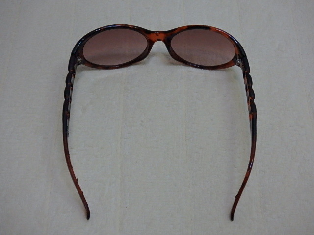 s205u　中古　サングラス　茶色　眼鏡フレーム　めがね　部品パーツ取り用　ジャンク_画像4