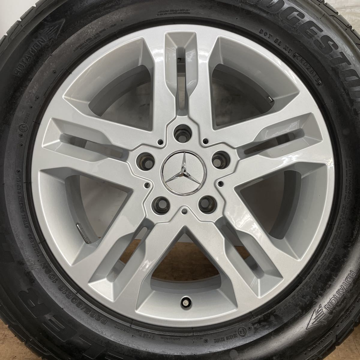 美品!バリ溝!ベンツ Gクラス G350d 純正 18インチ 7.5J +43 PCD130