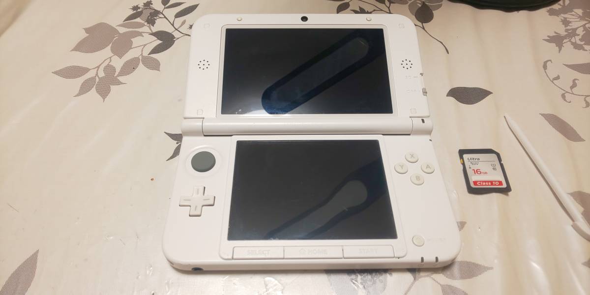 ゲーム実況 3DSLL 『キャプチャー機能付き』ホワイト 偽トロ 本体+PC