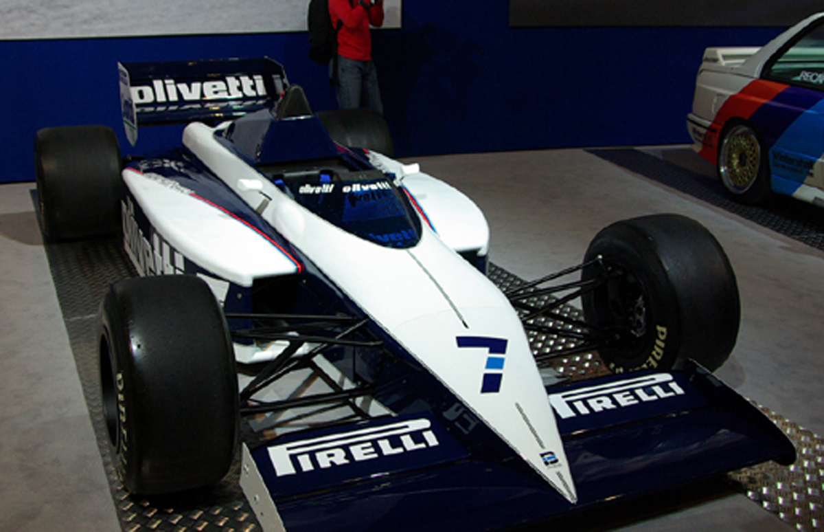 1/43 キット ブラバム Brabham BT54 BMW Olivetti 後期型 1986年 1/43 キット ブラバム Brabham BT54 BMW Olivetti 後期型 1986年