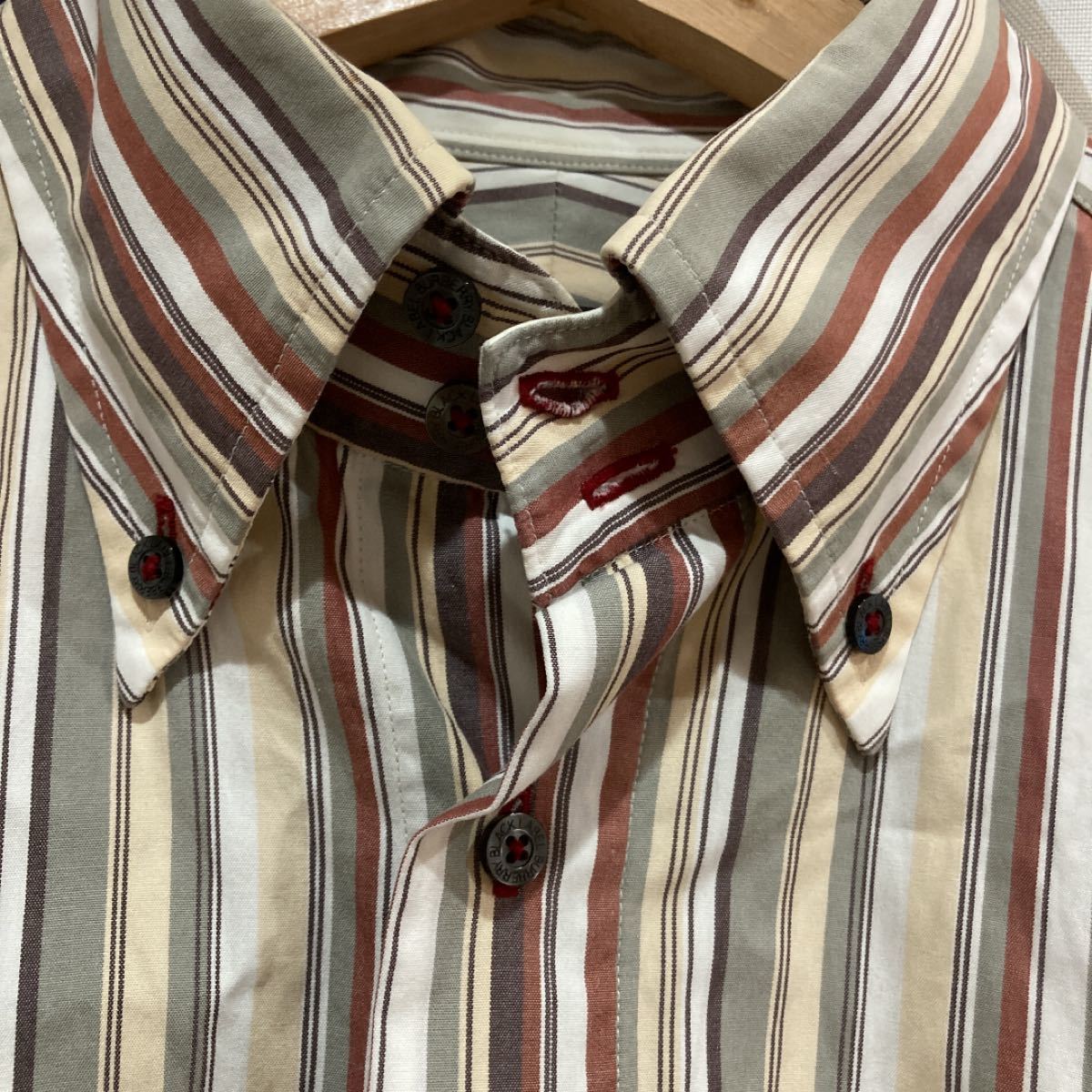 BURBERRY BLACK label ストライプシャツ 長袖シャツ 美品 ボタンダウンシャツ マルチストライプ