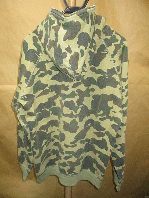 47%割引有名な高級ブランド エイプ A BATHING APE 初期 1stカモ 猿 格安売上 Tシャツ カモフラ 総柄 ズッカ柄 FENDI 【超高級】20SS Tシャツ/カットソー(半袖/袖なし)