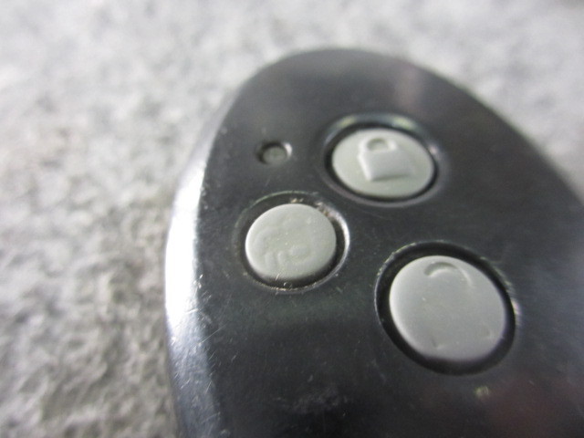 ダイハツ アトレーワゴン S321G-0003 にて使用 純正 キーレス リモコン 3ボタン(ダイハツ用)|売買されたオークション情報、yahooの商品情報をアーカイブ公開 - オークファン(aucfan.com) ダイハツ アトレーワゴン S321G-0003 にて使用 純正 キーレス リモコン 3ボタン(ダイハツ用)|売買されたオークション情報、yahooの商品情報をアーカイブ公開 - オークファン(aucfan.com)