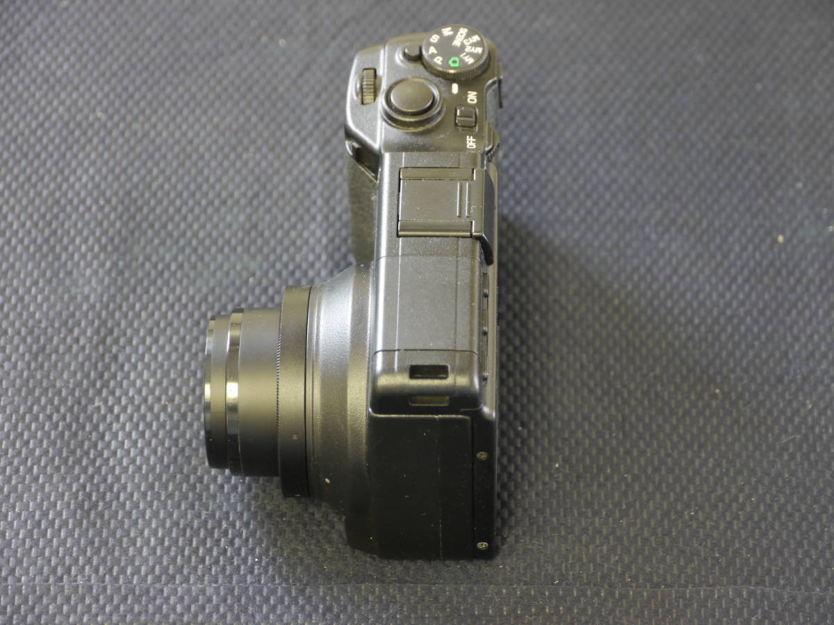 RICOH GXR Body + LENS P10 28-300mm カメラボディ+カメラユニット