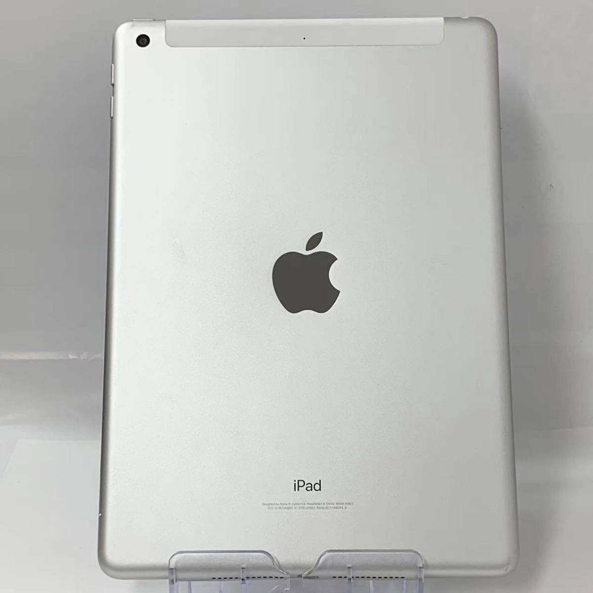 iPad 第5世代 32GB Cellular SIMフリー ○判定 残債なし docomo版SIM