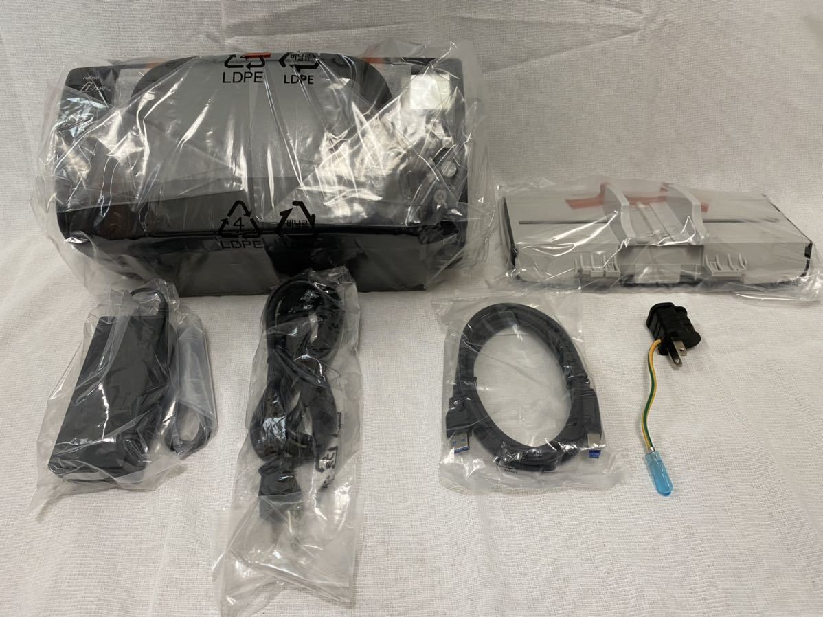 新品/未使用】スキャナ fi-7180 FUJITSU 富士通 A4 カラー 両面