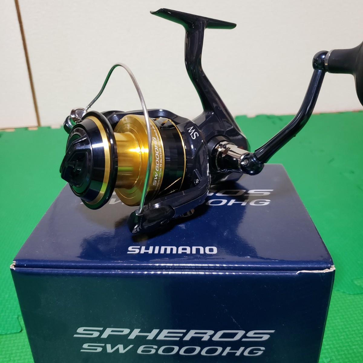 ブランドのギフトフィッシング新品即決 超美品 シマノ スフェロスSW 6000HG - スピニングリール