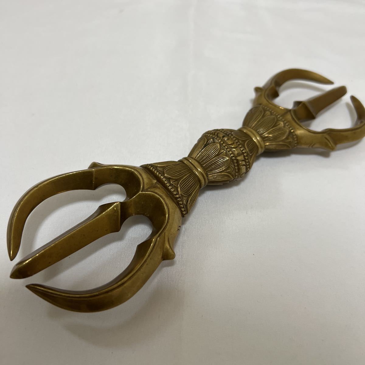 大型【三鈷杵】密教 仏具 法具 寺院 袈裟 僧侶 仏教 法衣 袈裟 大型【三鈷杵】密教 仏具 法具 寺院 袈裟 僧侶 仏教 法衣 袈裟