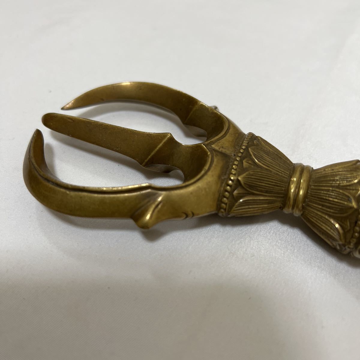 大型【三鈷杵】密教 仏具 法具 寺院 袈裟 僧侶 仏教 法衣 袈裟 大型【三鈷杵】密教 仏具 法具 寺院 袈裟 僧侶 仏教 法衣 袈裟
