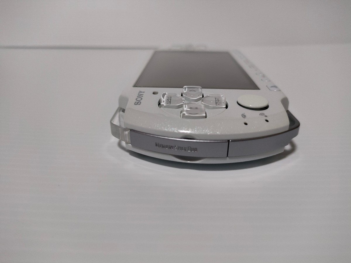 PSP3000 パールホワイト 