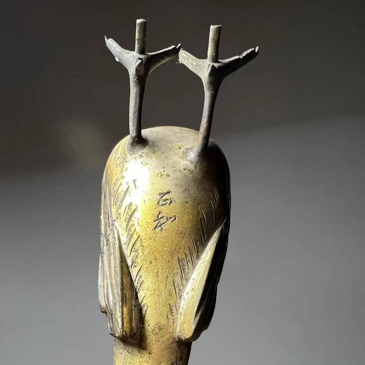 瑞】時代 金工師 正和作 銅製 『岩に鳥』置物 木製黒塗台付 | www