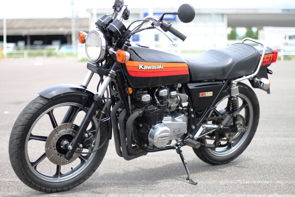 ☆ 1円スタート売り切りセール! KAWASAKI KZ550 最終モデル ☆ 1円スタート売り切りセール! KAWASAKI KZ550 最終モデル