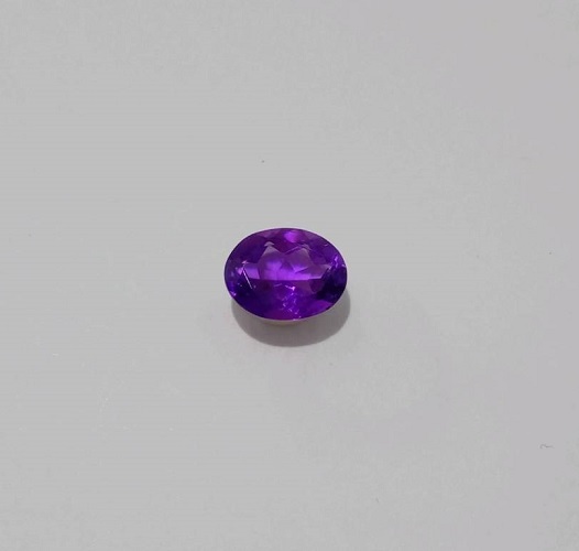  натуральный аметист разрозненный 1.6ct 0.3g маленький царапина есть 