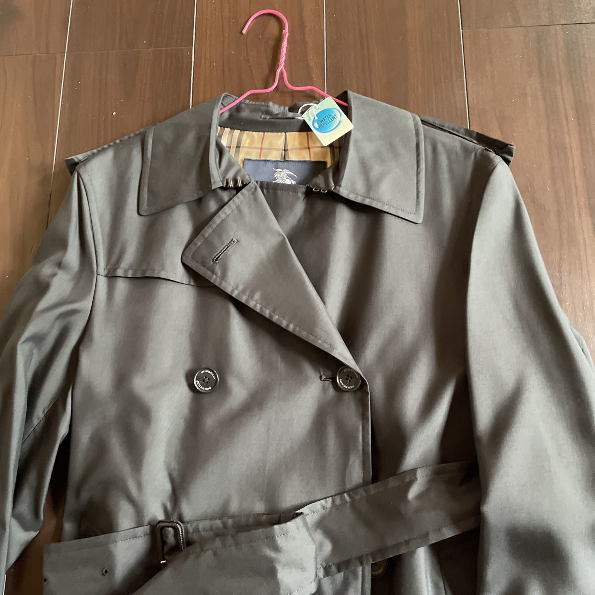 グレイ系,L【一部予約販売】 30バーバリーロンドン◇ロングコート 購入特価商品 Lサイズレインコート 30バーバリーロンドン◆ロングコートスプリングコート撥水 その他