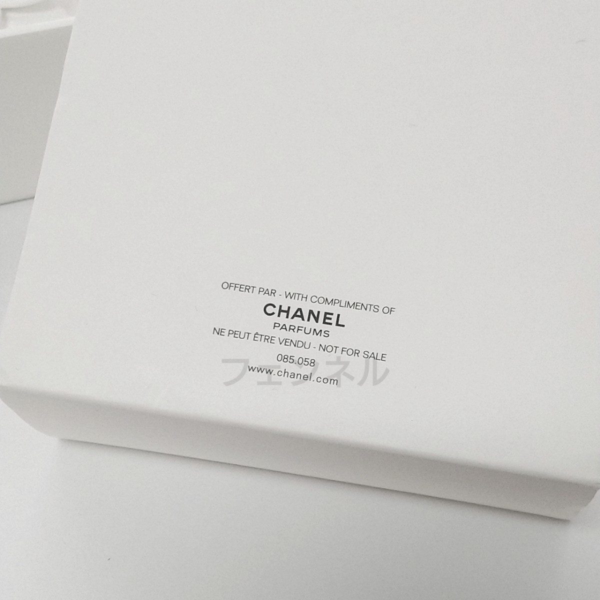 入手困難 希少 新品未使用 CHANEL 正規ノベルティ カメリア 石膏 ディフューザー  ペーパーウエイト ルーム フレグランス