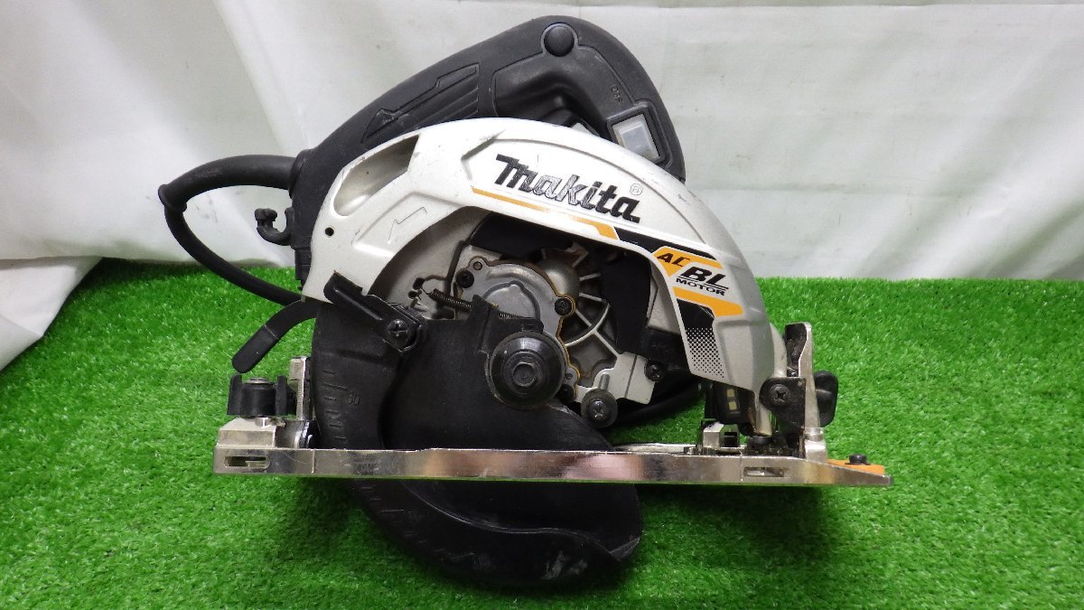 マキタ 電子マルノコ(黒) 165mm HS6303 展示品未使用