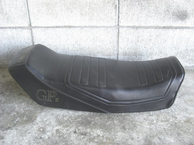 Z400GP Z550GP 希少 当時物 ジュリアリー シート カフェレーサー Z400GP Z550GP 希少 当時物 ジュリアリー シート カフェレーサー