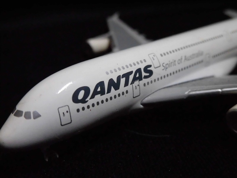 中古 ドイツ SHABAK MODEL / エアバス A380-800 カンタス航空 1/600 ダイキャストモデル / Qantas Australia_画像6