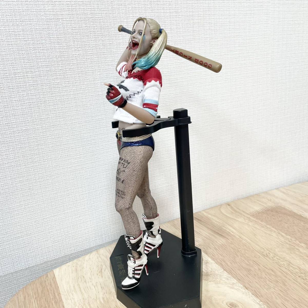 ハーレイクイン CRAZY TOYS フィギュア スーサイドスクワッド Harley