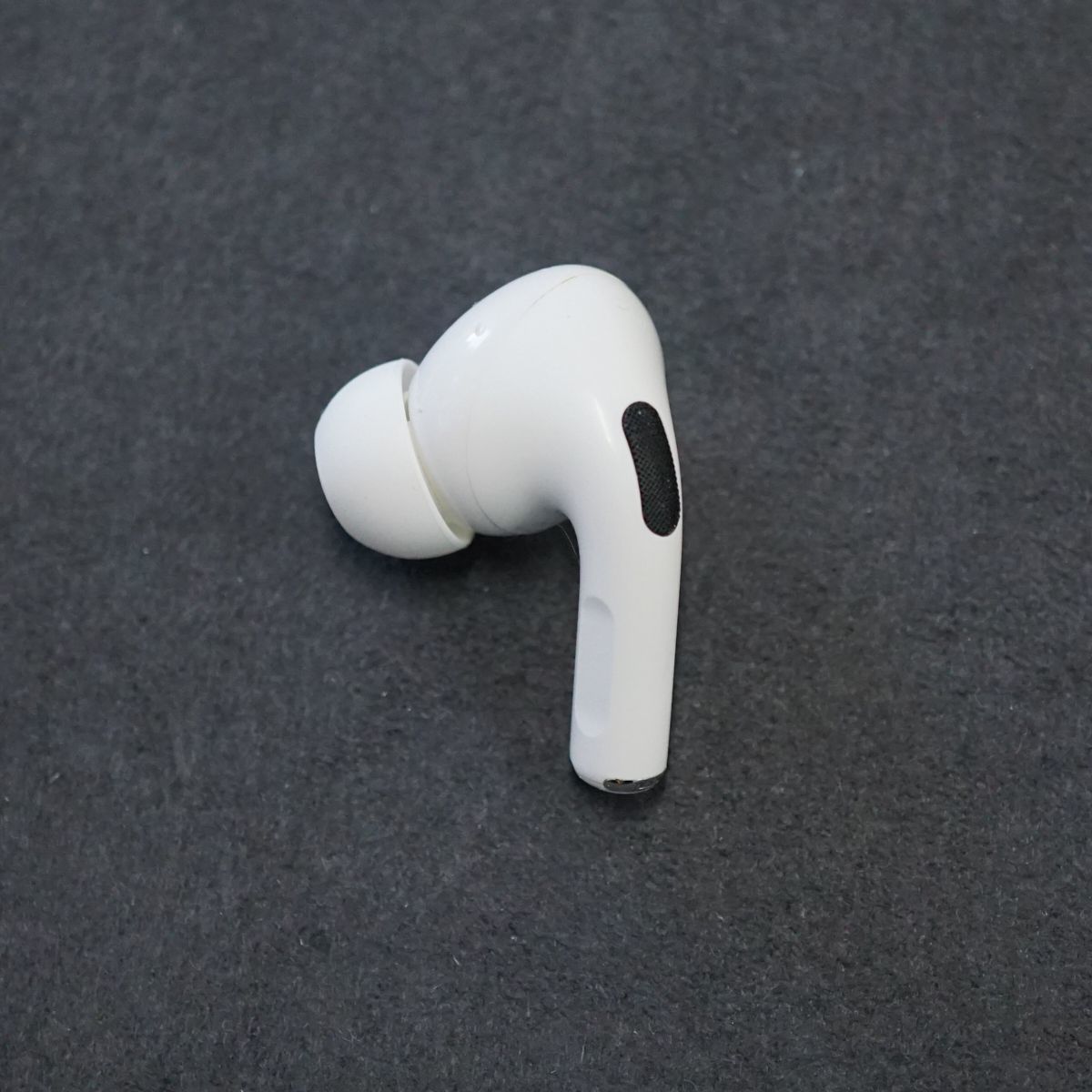 V6916 Apple AirPods Pro エアーポッズ プロ 左イヤホンのみ 品 L 片耳 V6916 Apple AirPods Pro エアーポッズ プロ 左イヤホンのみ 品 L 片耳