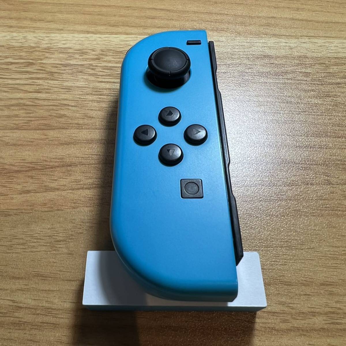 L8993 Nintendo Switch ジョイコン Joy-Con 左 ( L ) 任天堂 ネオンブルー 動作確認済み 保証あり