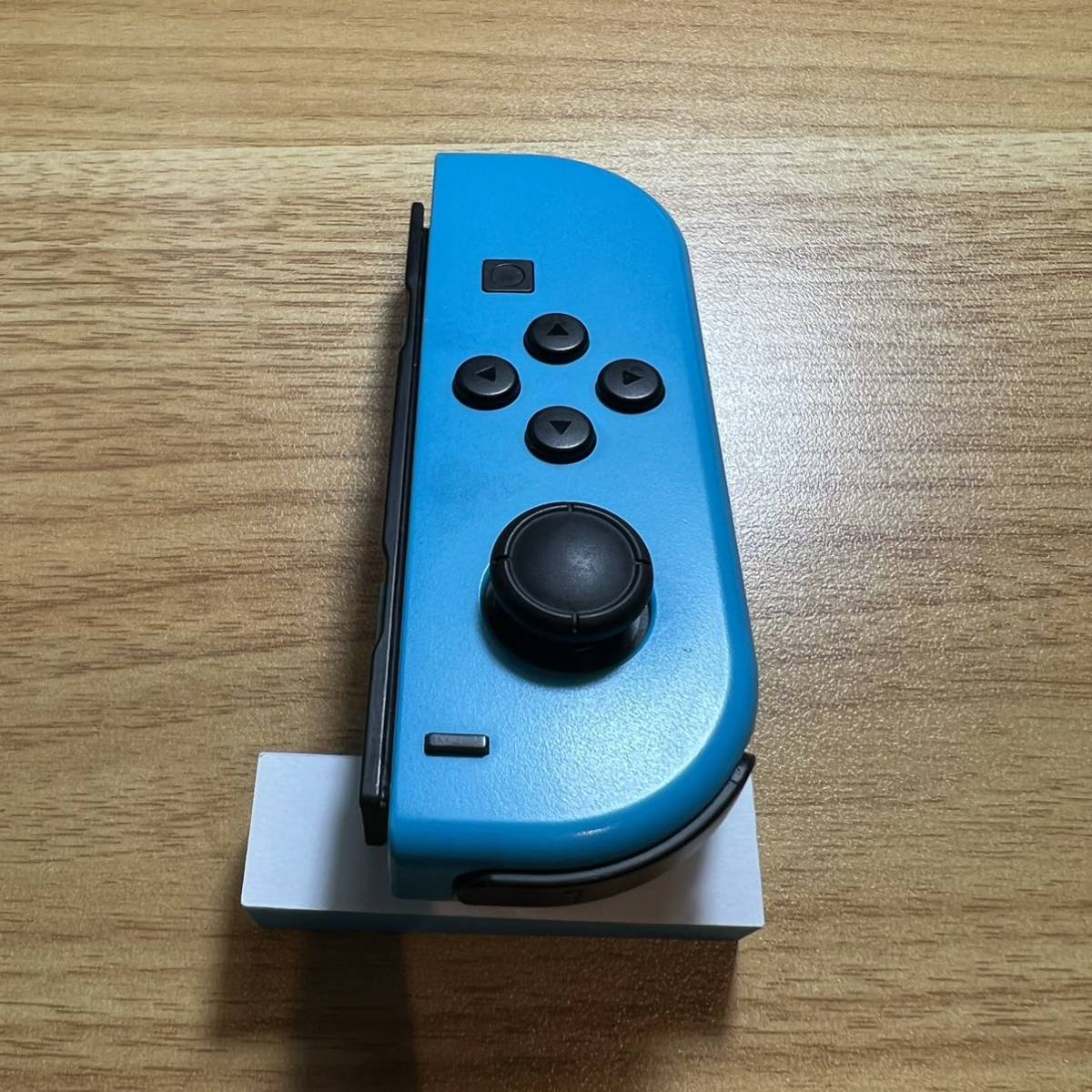 L7833 Nintendo Switch ジョイコン Joy-Con 左 ( L ) 任天堂 ネオンブルー 動作確認済み 保証あり_画像6