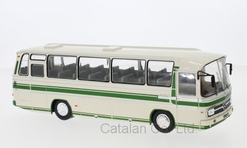 超熱 1/43 メルセデス 梱包サイズ60 IXO 1972 green beige 302-10R O Mercedes グリーン ベージュ バス ベンツ 乗用車