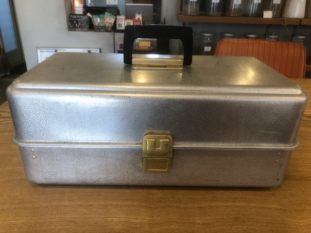 全国宅配無料 umco PB 【Vintage タックルボックス 】Umco 3500U 1060u