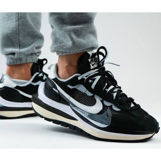 超美品 27cm NIKE SACAI VAPORWAFFLE BLACK WHITE サカイ ヴェイパー