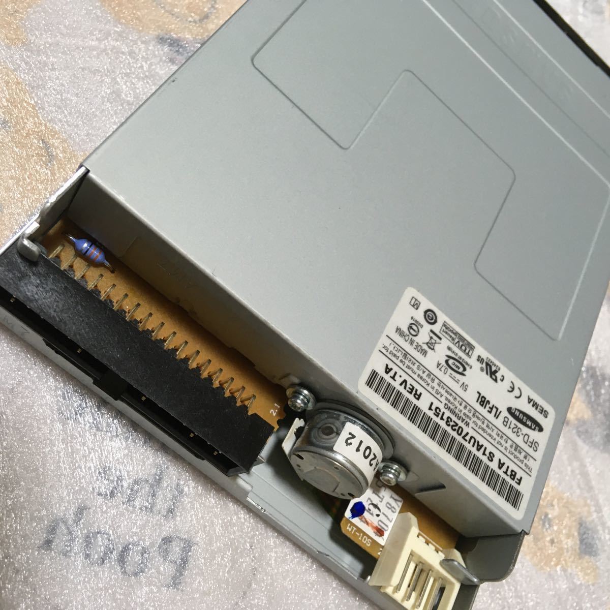 フロッピーディスクドライブ・SAMSUNG サムスン「SFD-321B」3.5インチ内蔵型