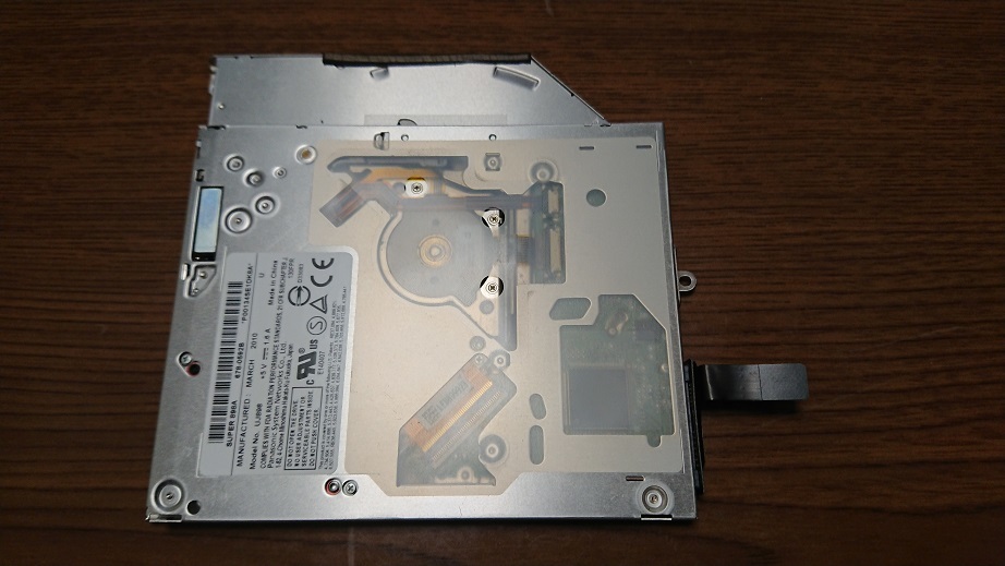 【Panasonic】 UJ898 DVD ±R/RW ドライブ スロットイン型 SATA接続 9.5mm動作確認済み_画像1