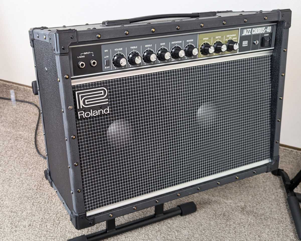 Roland JC-40【ほぼ新品】-