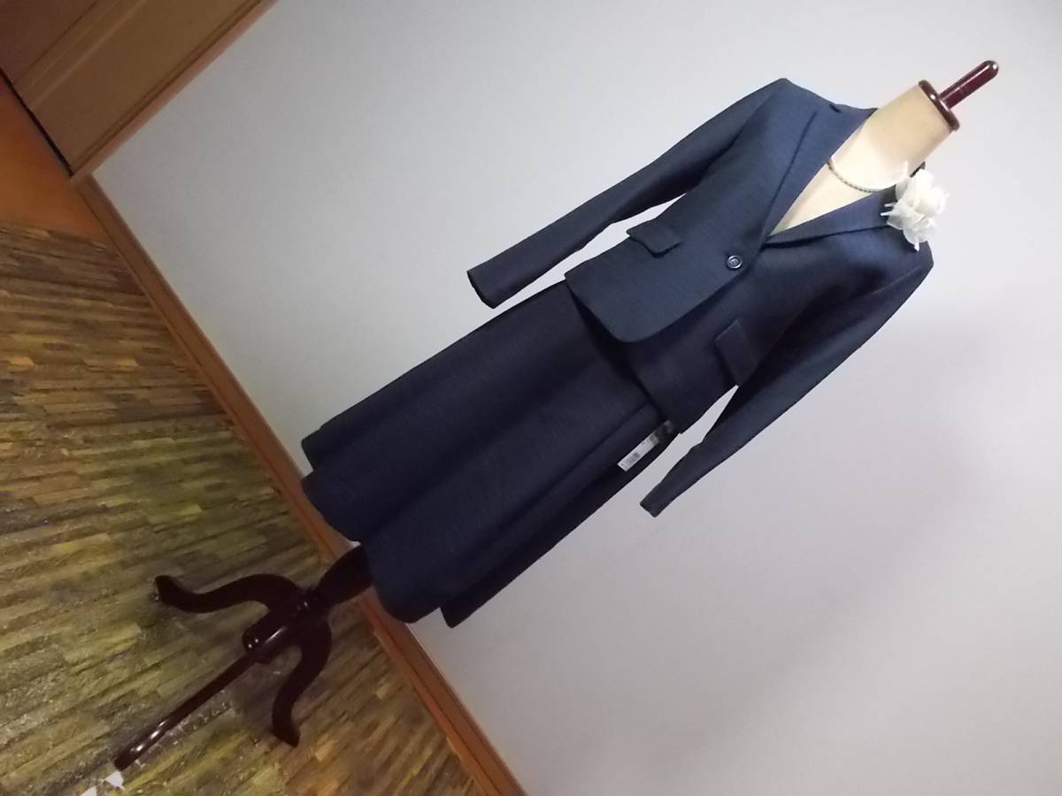 最安値で 4-61新品 a.v.v アーヴェヴェ紺ネイビーツイードテーラードジャケットフォーマルスーツセレモニーセットアップひざ下スカートS7号21,980円 スーツ、アンサンブル 最安値で 4-61新品 a.v.v アーヴェヴェ紺ネイビーツイードテーラードジャケットフォーマルスーツセレモニーセットアップひざ下スカートS7号21,980円 スーツ、アンサンブル