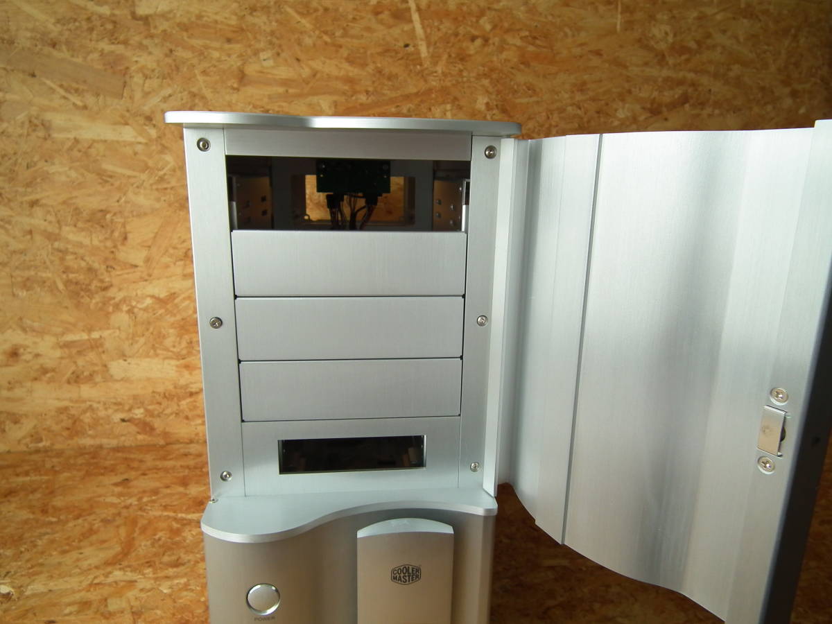 新しいブランド MASTER(クーラーマスター) COOLER PCケース ミドル