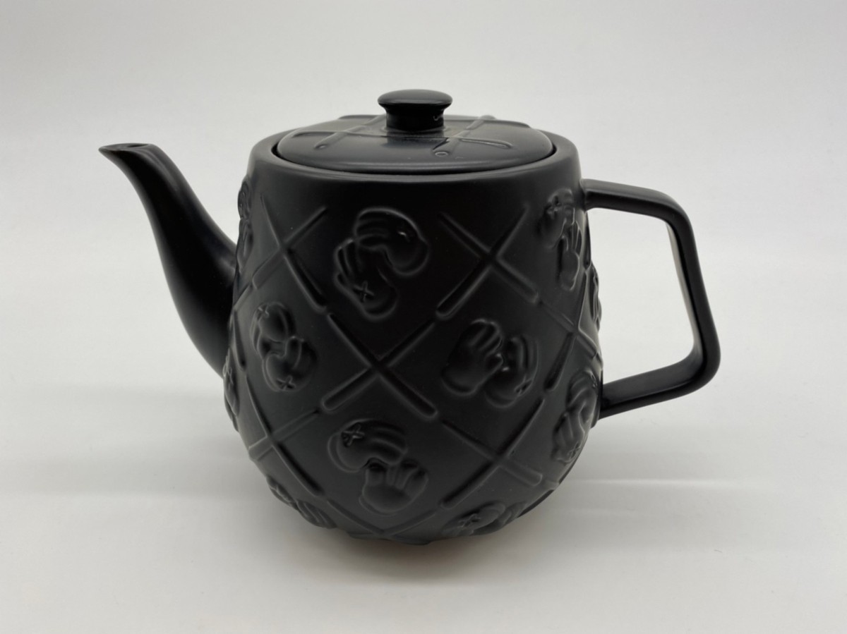 *KAWS Kaws * Teapot Edition ограничение 1000 шт teapot черный 