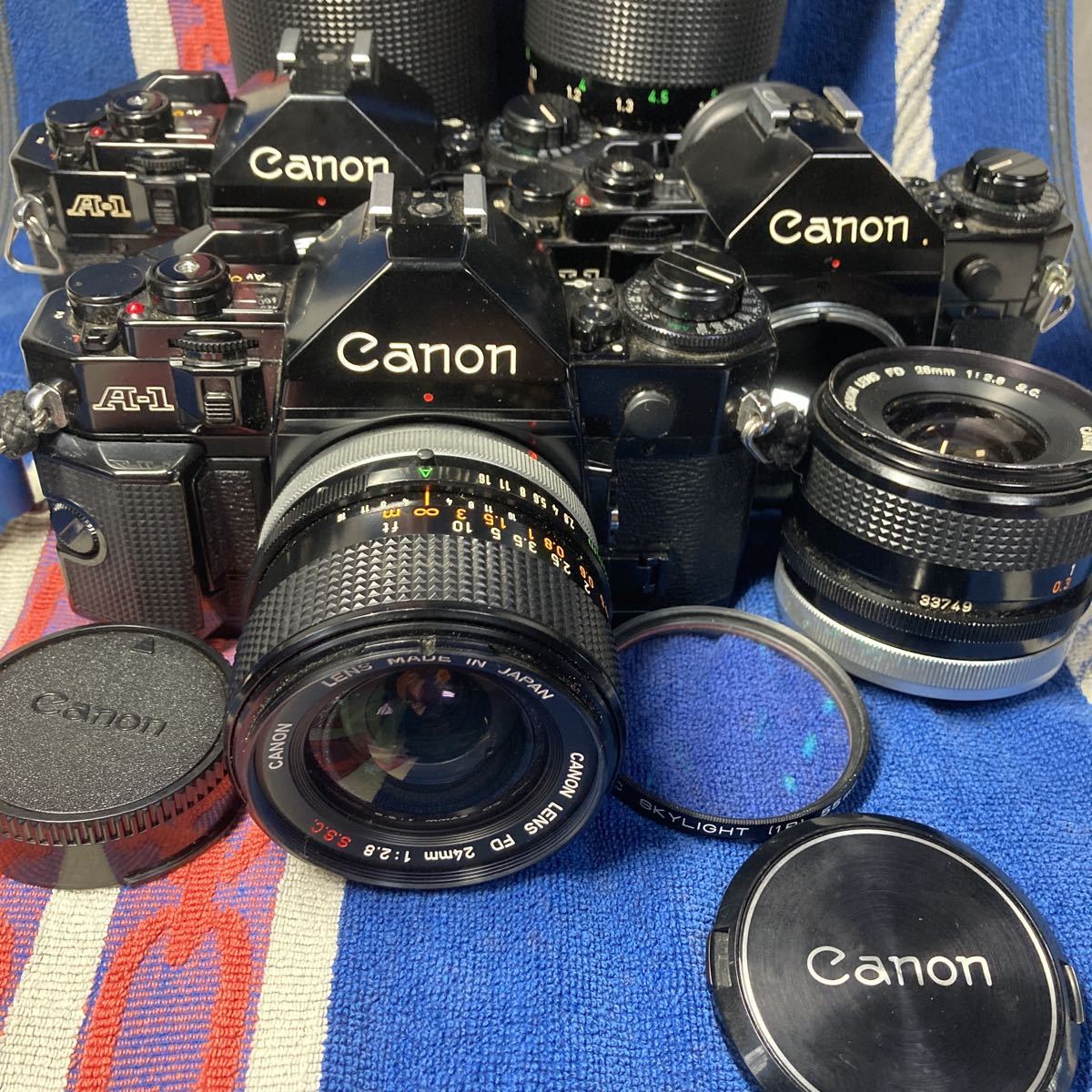 ☆Canon A-1 ボディ ３個＋ Canon FD 24mm F2.8 S.S.C.+Canon FD 28mm 
