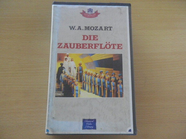 Оперативное решение 1978 Mozart Opera/Magic Flute/Director Johncox/Squer Emaneel Seeker Nemor 2 Piece VHS Video