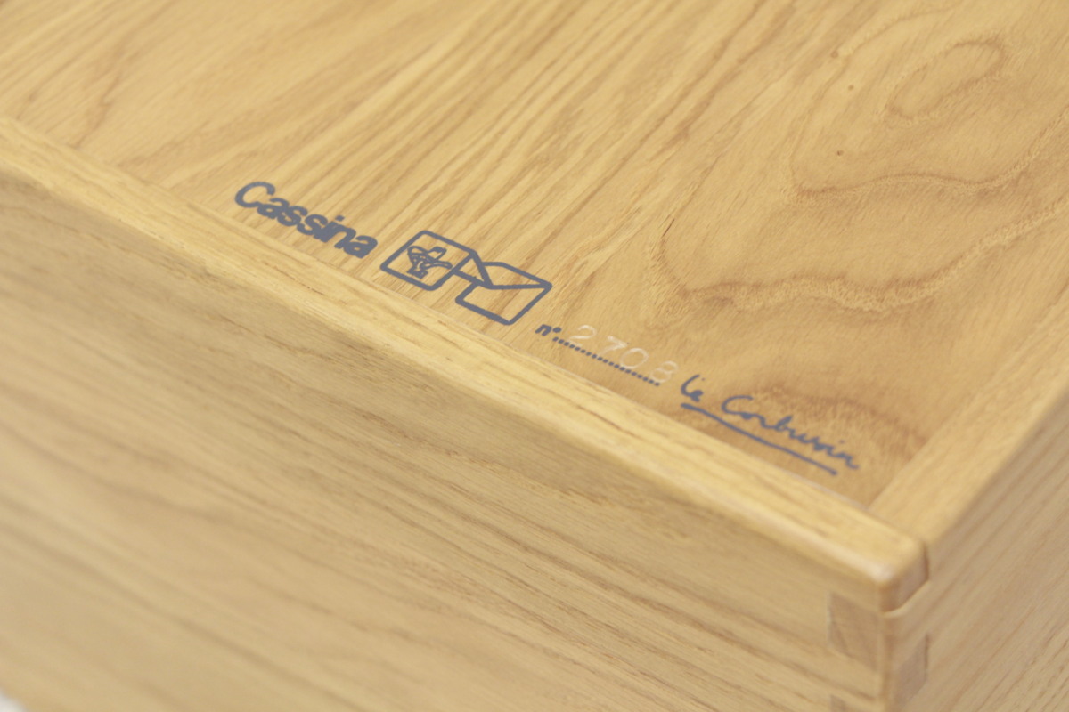 ☆展示極美品☆Cassina カッシーナ スツール LC14 MAISON DU ☆展示極美品☆Cassina カッシーナ スツール LC14 MAISON DU