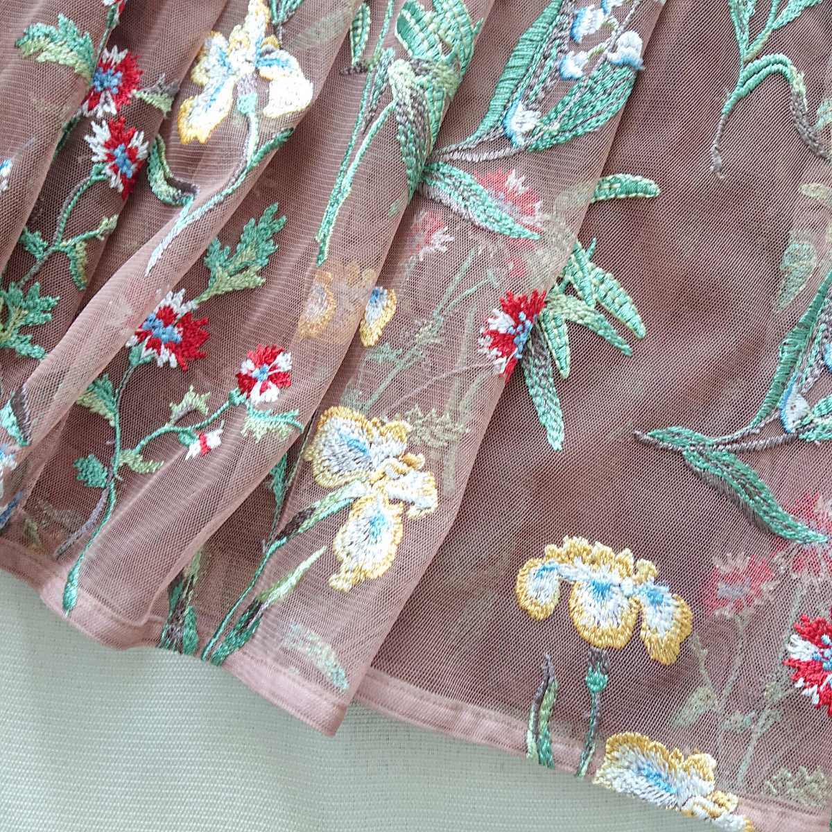 VIVIENNE TAM花柄刺繍 チュールスカート 40 美品 - drmiraygunyuztoklu.com