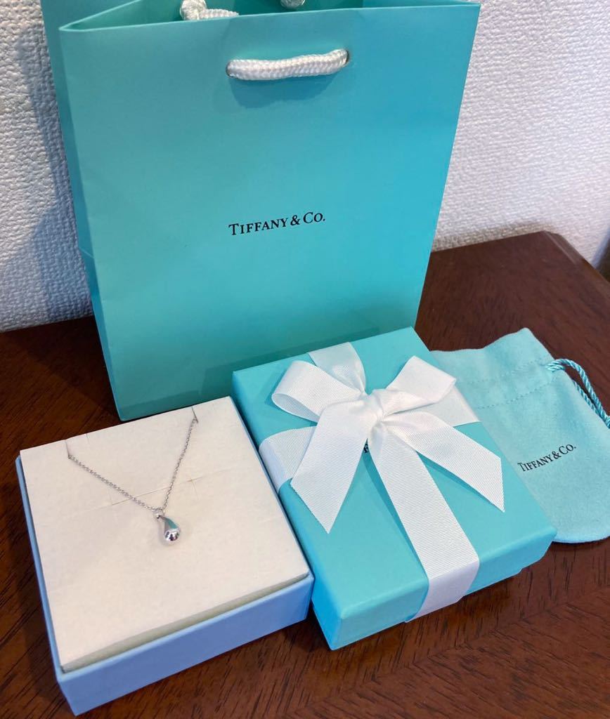 新品 正規品 ティファニー tiffany&co ネックレス シルバー ディアドロップ 雫 ケース巾着紙袋リボン ダイヤ プレゼント_画像5