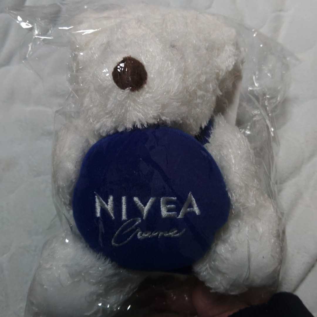 ニベア　NIVEA 広告ノベルティ　キャラクター　熊のぬいぐるみ　新品_画像2