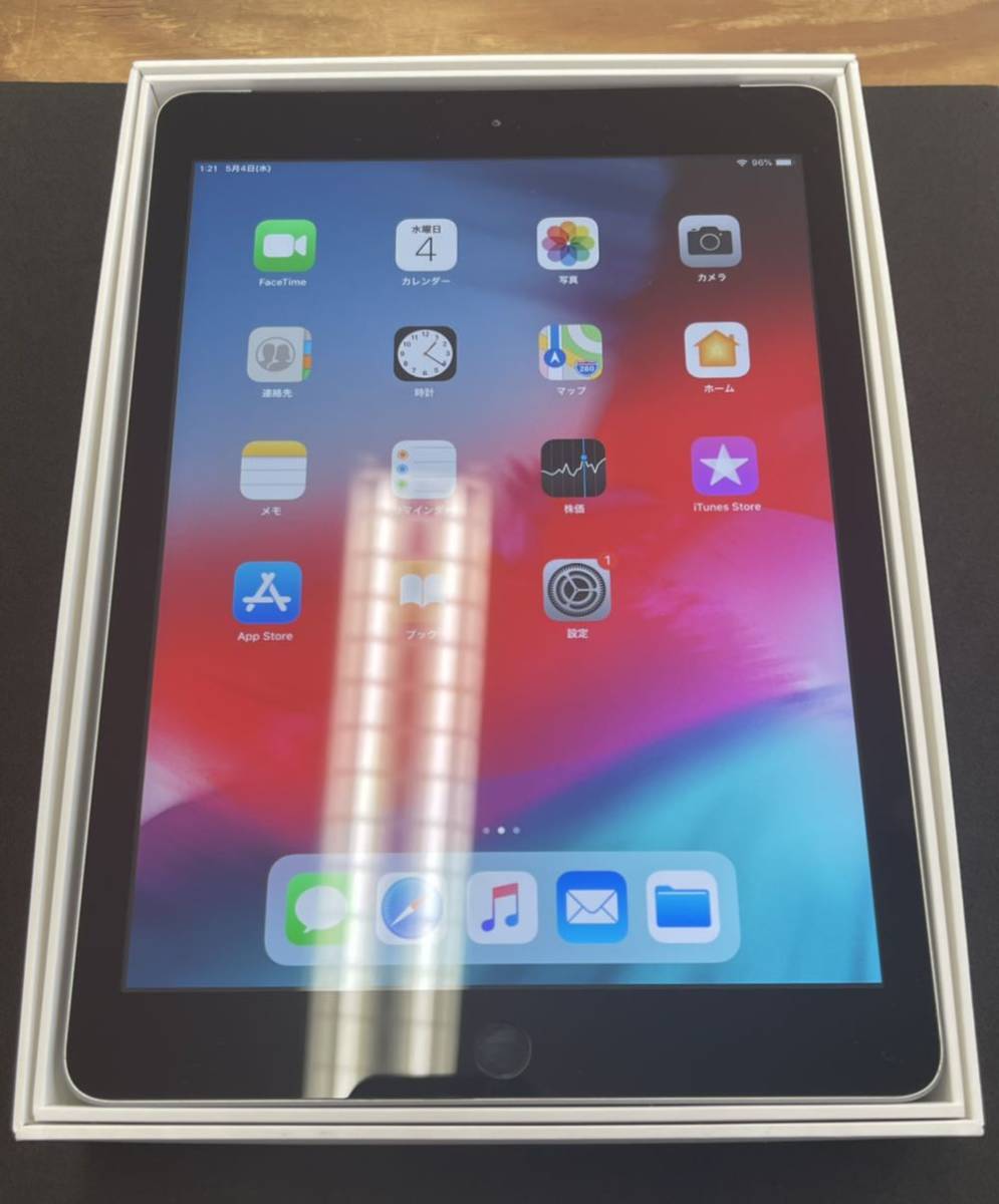 iPad第5世代 128GB Wi-Fi Cellular SIMフリー cutacut.com