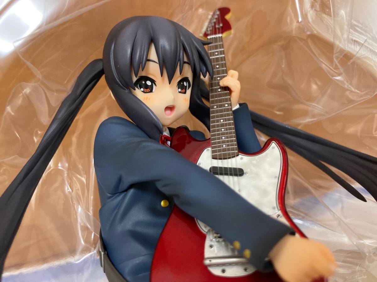 けいおん! 中野 梓 1/8スケール フィギュア① の商品詳細 | ヤフオク