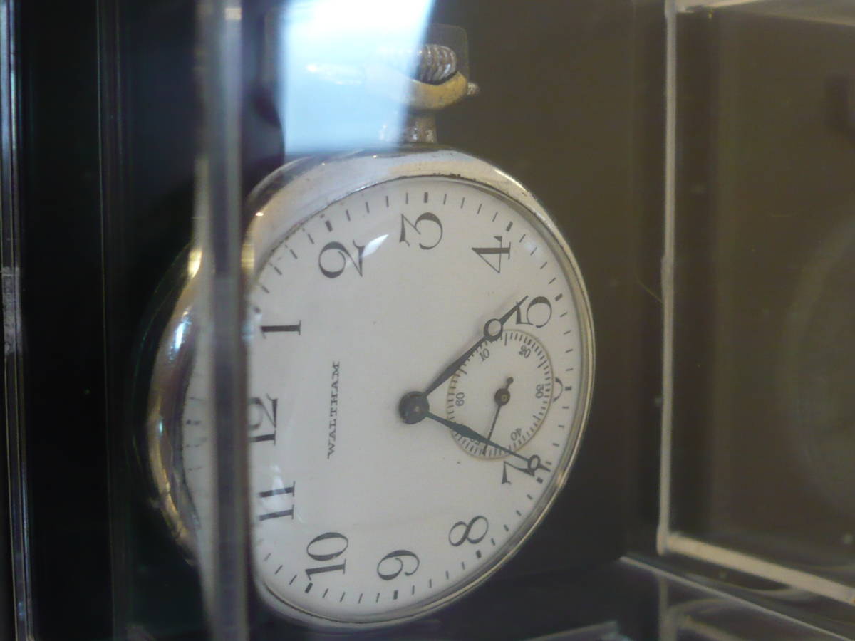 腕時計ディスプレイケース　２０本収納　黒　懐中時計コレクションケース　飾り棚　時計用ケース　_画像3