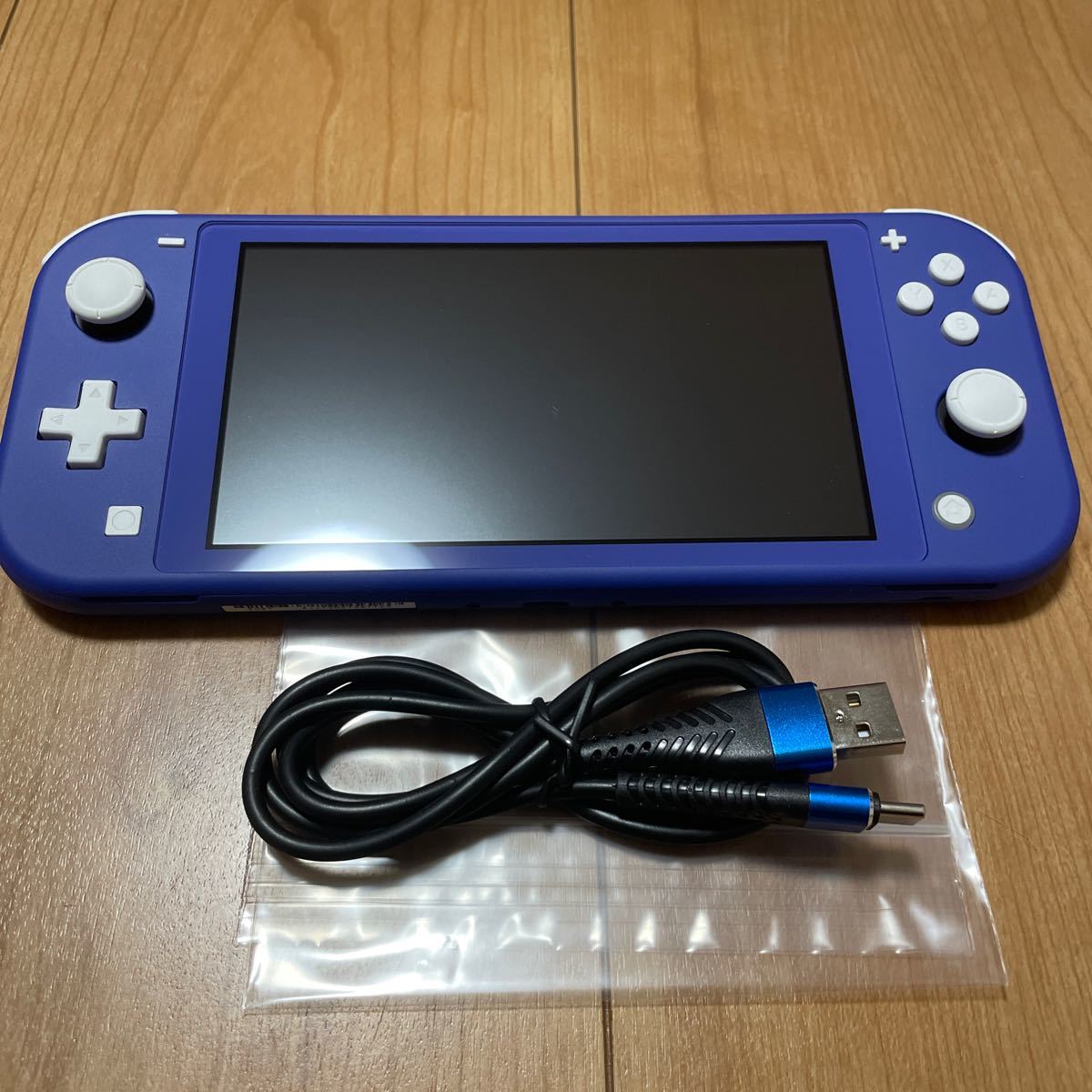 【2021年製】Nintendo Switch light ブルー
