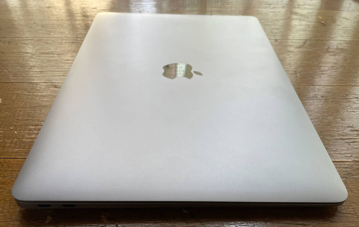 ＜送料込＞Apple MacBook Air A1932 (Retina,13-inch, 2019) i5 1.6GHz RAM8GB SSD256GB_画像6