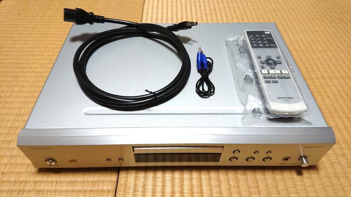 美品□オンキヨー(ONKYO) C-773(S) CDプレーヤー 音響 CDプレイヤー